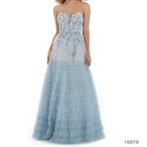 Prom dress for sale!